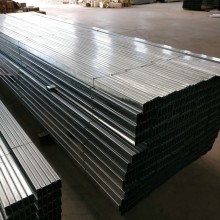 江蘇廠家低價(jià)銷(xiāo)售輕鋼龍骨60主骨石膏板吊頂材料龍骨